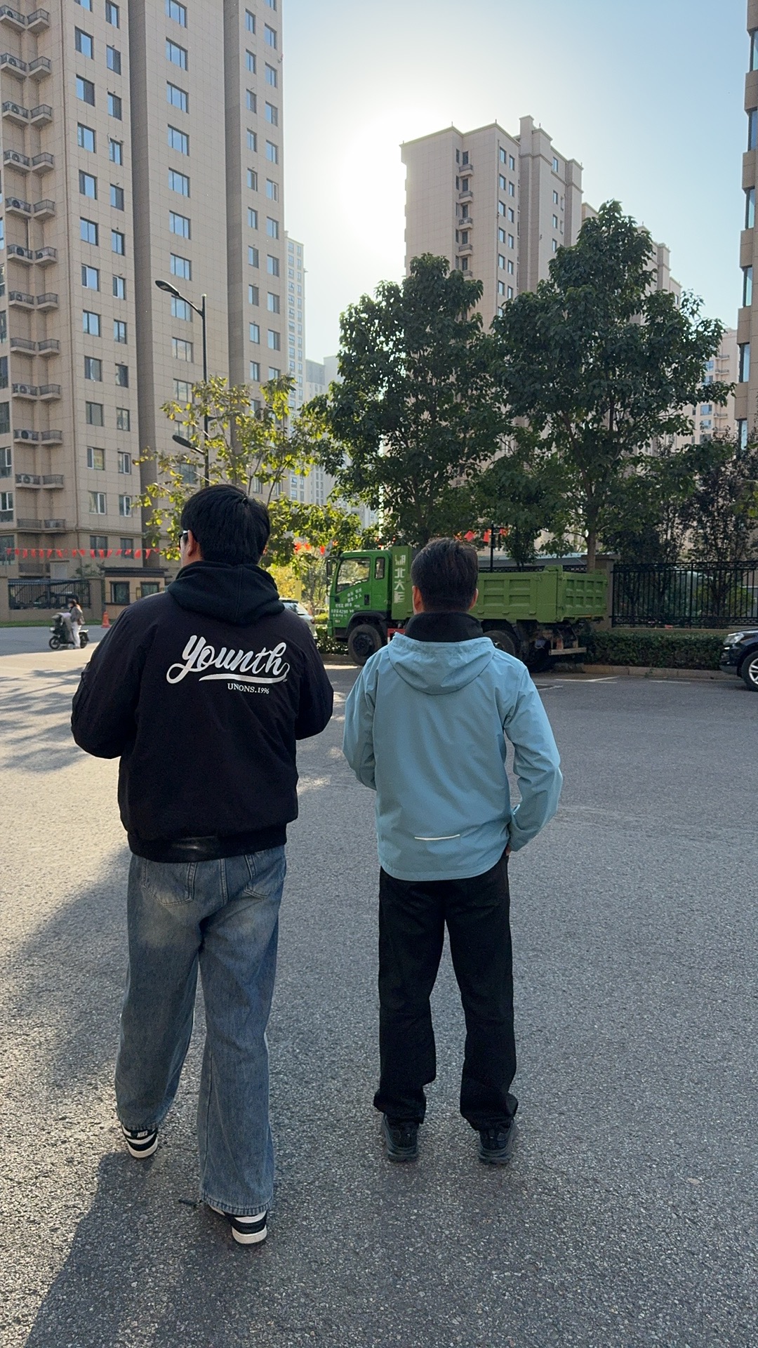 2025年10月